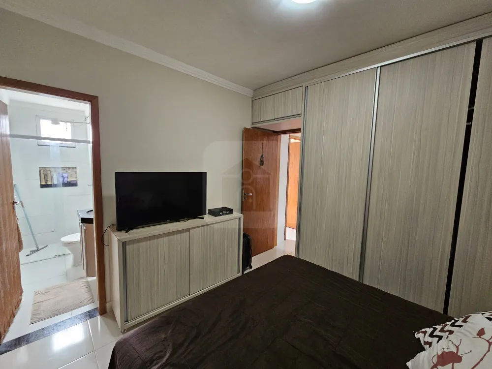 Alugar Apartamento / Padr&atilde;o em Uberl&acirc;ndia R$ 1.300,00 - Foto 6