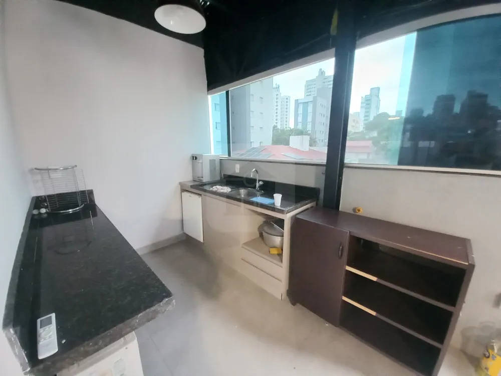 Alugar Comercial / Sala Comercial em Uberl&acirc;ndia R$ 10.000,00 - Foto 11