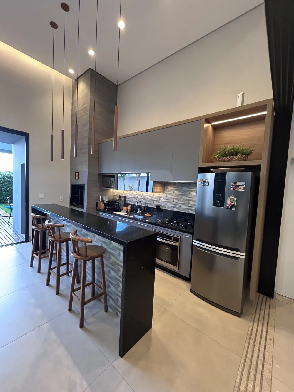 Comprar Casa / Condom&iacute;nio ou Loteamento Fechado em Uberl&acirc;ndia R$ 2.400.000,00 - Foto 2