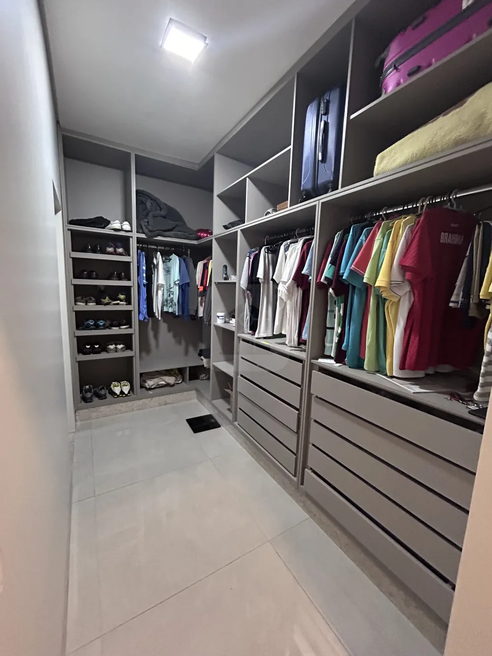 Comprar Casa / Condom&iacute;nio ou Loteamento Fechado em Uberl&acirc;ndia R$ 2.400.000,00 - Foto 14