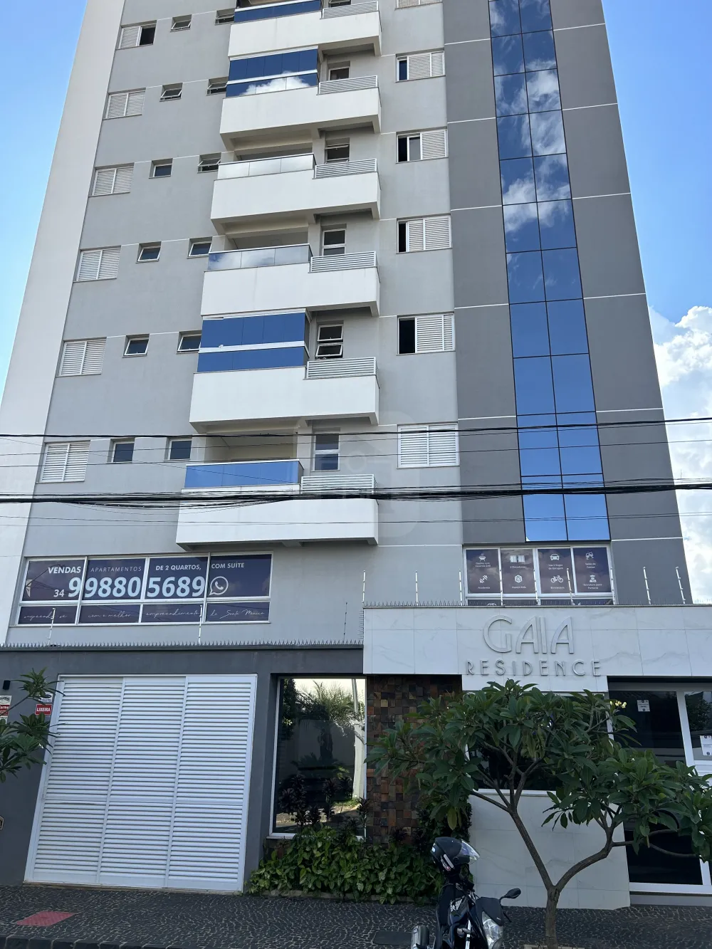 Alugar Apartamento / Padr&atilde;o em Uberl&acirc;ndia R$ 3.790,00 - Foto 1