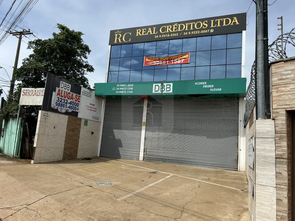 Alugar Comercial / Sobreloja em Uberl&acirc;ndia R$ 8.000,00 - Foto 1