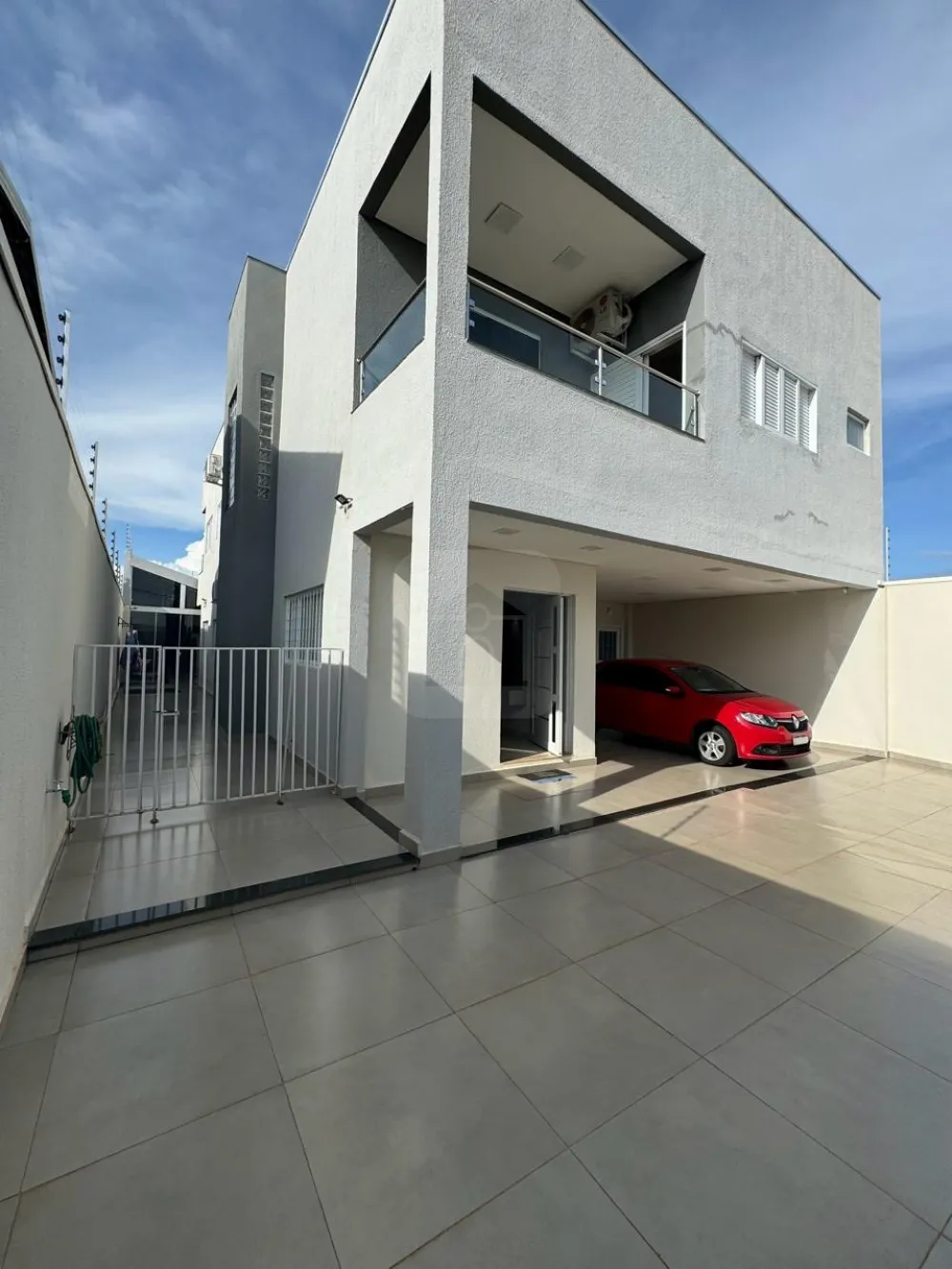 Comprar Casa / Sobrado em Araguari R$ 1.400.000,00 - Foto 2