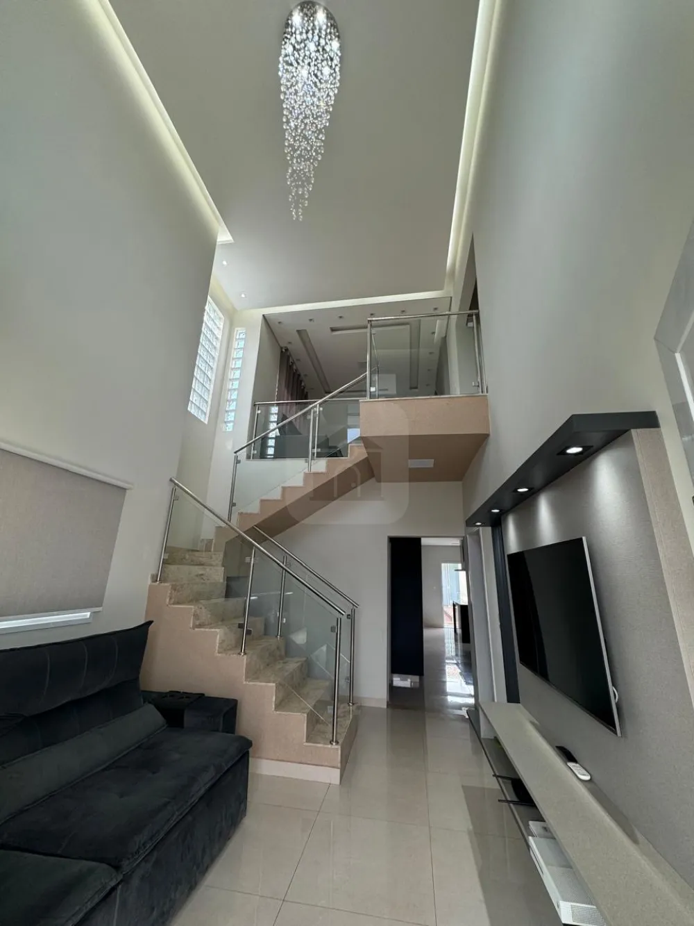 Comprar Casa / Sobrado em Araguari R$ 1.400.000,00 - Foto 3