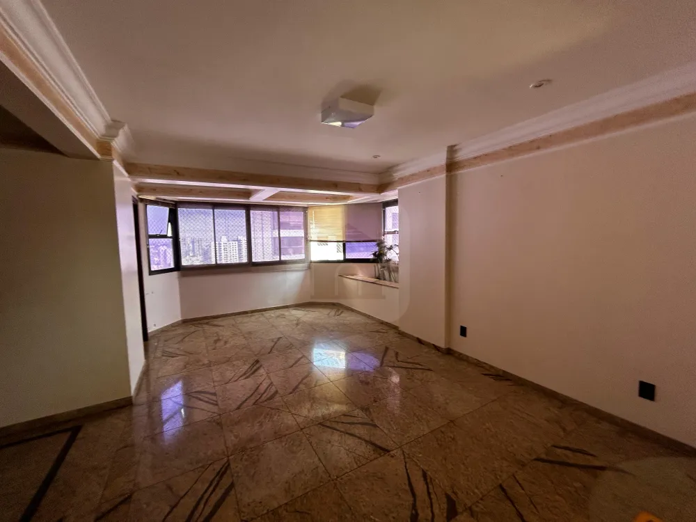 Comprar Apartamento / Padr&atilde;o em Uberl&acirc;ndia R$ 997.000,00 - Foto 3