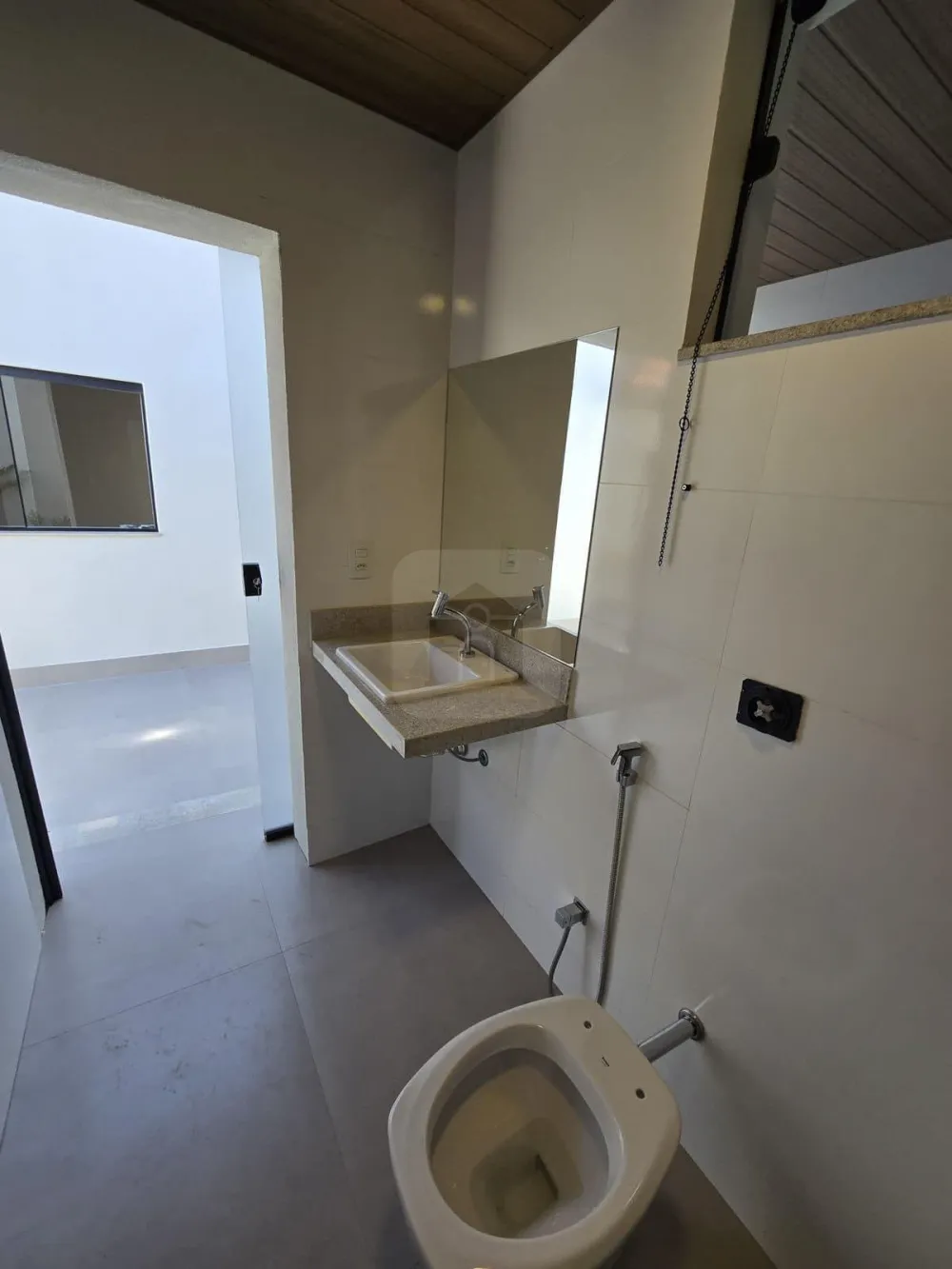 Alugar Casa / Padr&atilde;o em Uberl&acirc;ndia R$ 4.000,00 - Foto 9