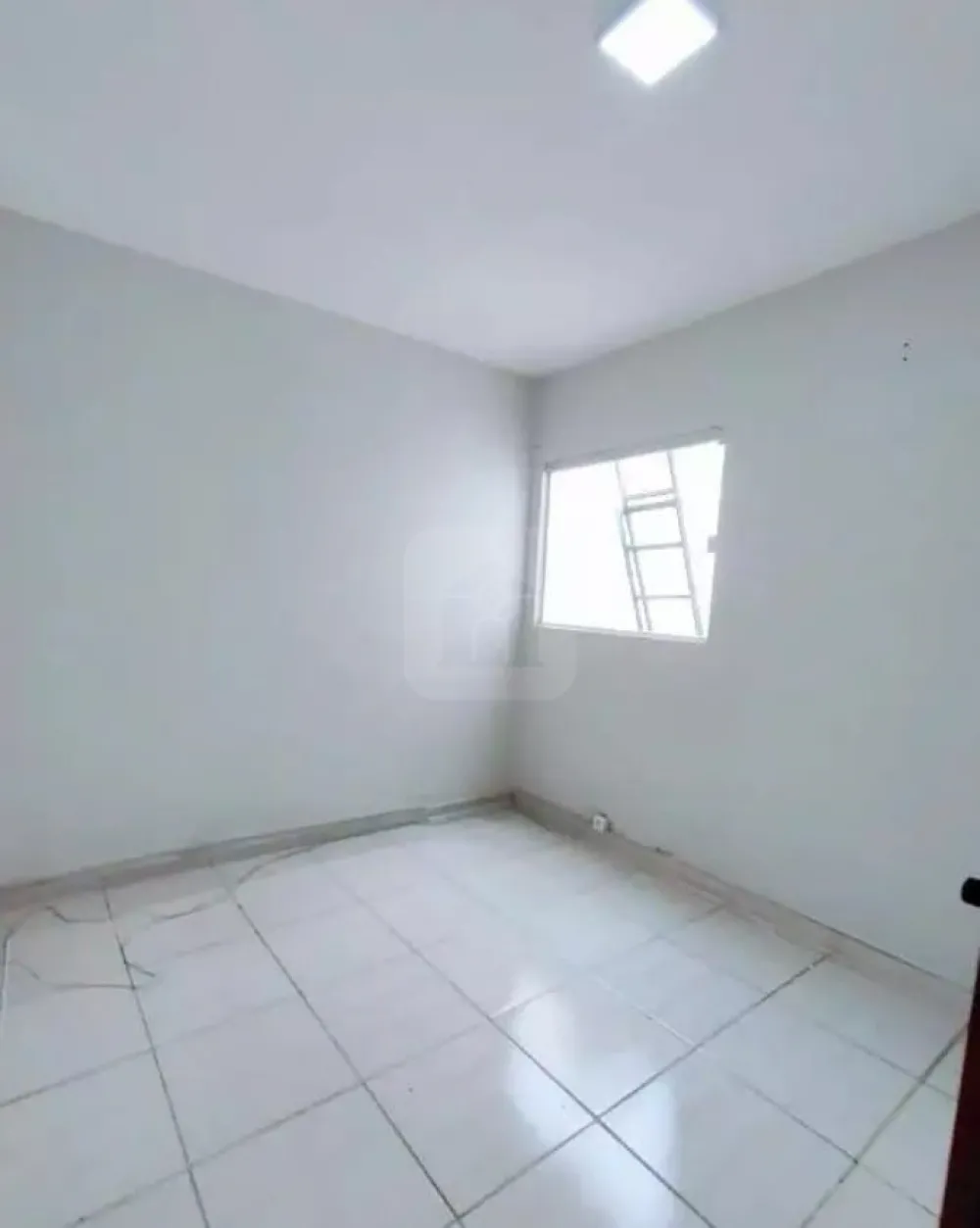 Comprar Casa / Padr&atilde;o em Uberl&acirc;ndia R$ 275.000,00 - Foto 2