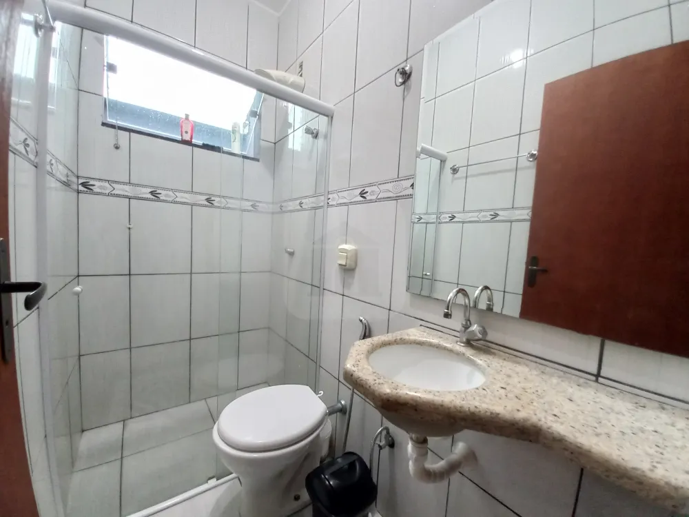 Alugar Casa / Padr&atilde;o em Uberl&acirc;ndia R$ 3.400,00 - Foto 9