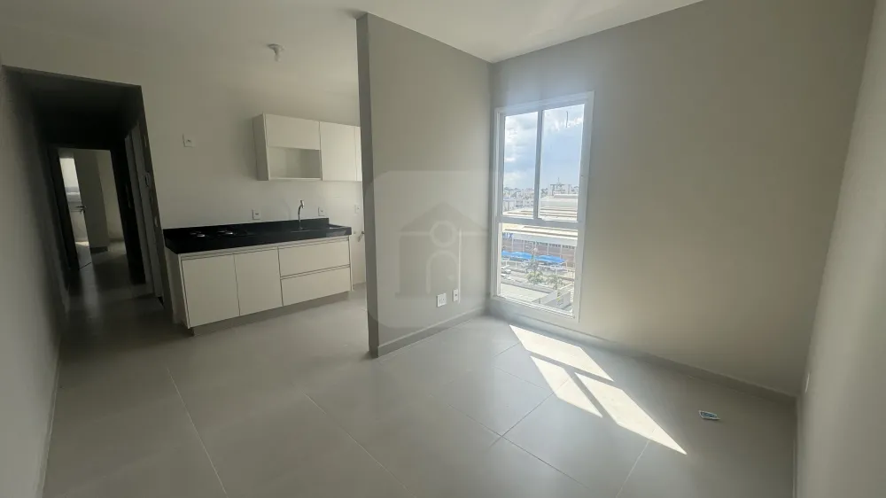Alugar Apartamento / Padr&atilde;o em Uberl&acirc;ndia R$ 2.200,00 - Foto 4