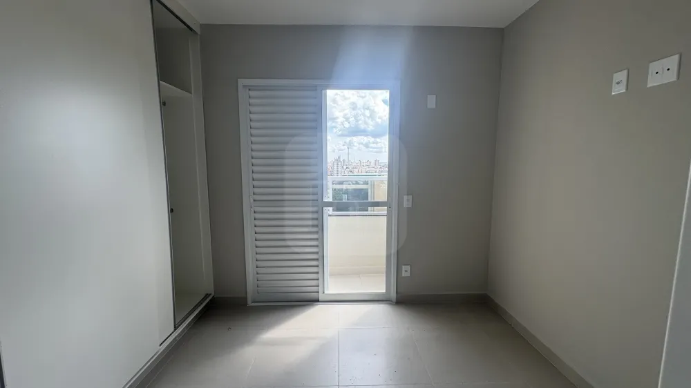 Alugar Apartamento / Padr&atilde;o em Uberl&acirc;ndia R$ 2.200,00 - Foto 8
