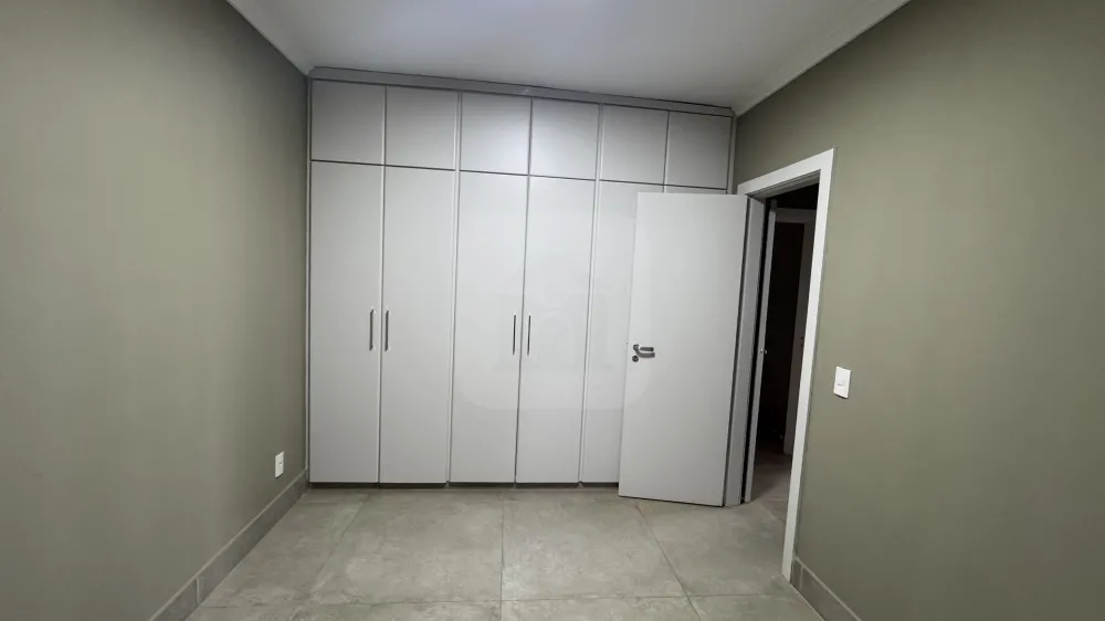 Alugar Apartamento / Padr&atilde;o em Uberl&acirc;ndia R$ 5.500,00 - Foto 7