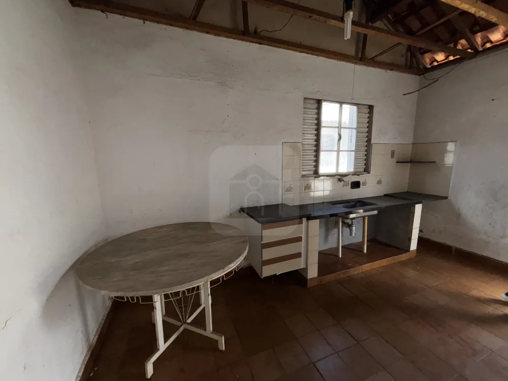 Alugar Comercial / Casa Comercial em Uberl&acirc;ndia R$ 5.500,00 - Foto 6