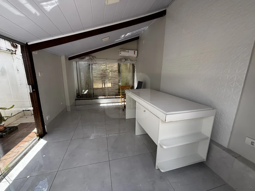 Alugar Comercial / Casa Comercial em Uberl&acirc;ndia R$ 5.500,00 - Foto 3