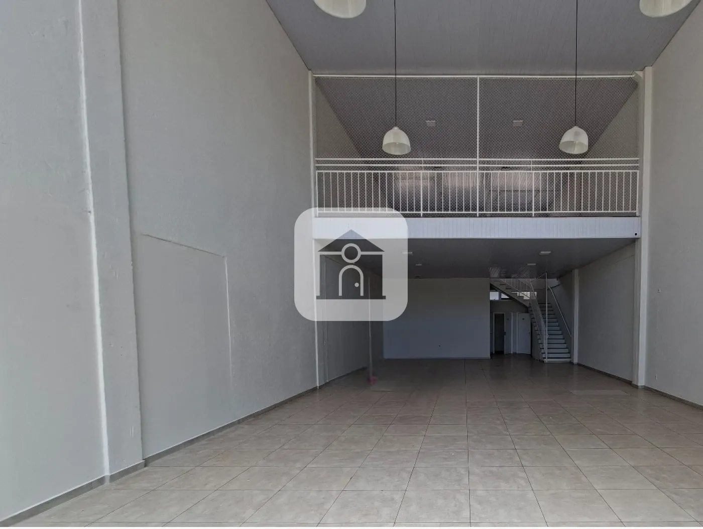 Alugar Comercial / Loja em Uberl&acirc;ndia R$ 10.000,00 - Foto 1