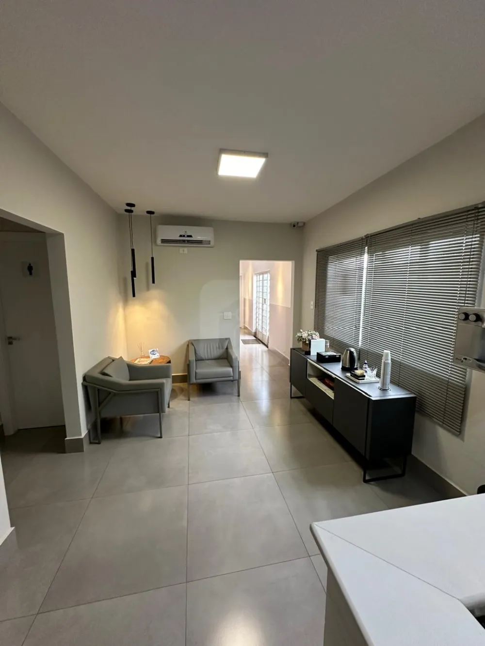 Alugar Casa / Padr&atilde;o em Uberl&acirc;ndia R$ 8.500,00 - Foto 1