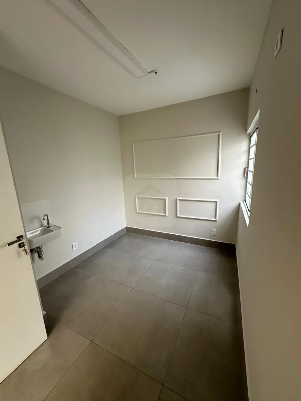 Alugar Casa / Padr&atilde;o em Uberl&acirc;ndia R$ 8.500,00 - Foto 3