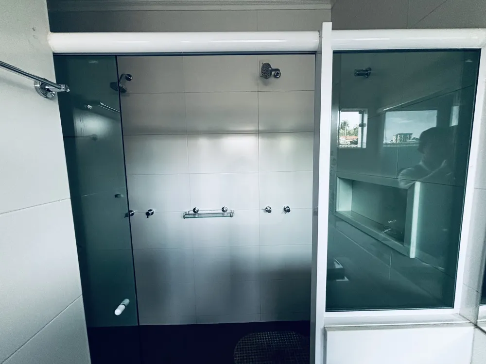 Alugar Comercial / Casa Comercial em Uberl&acirc;ndia R$ 17.000,00 - Foto 4