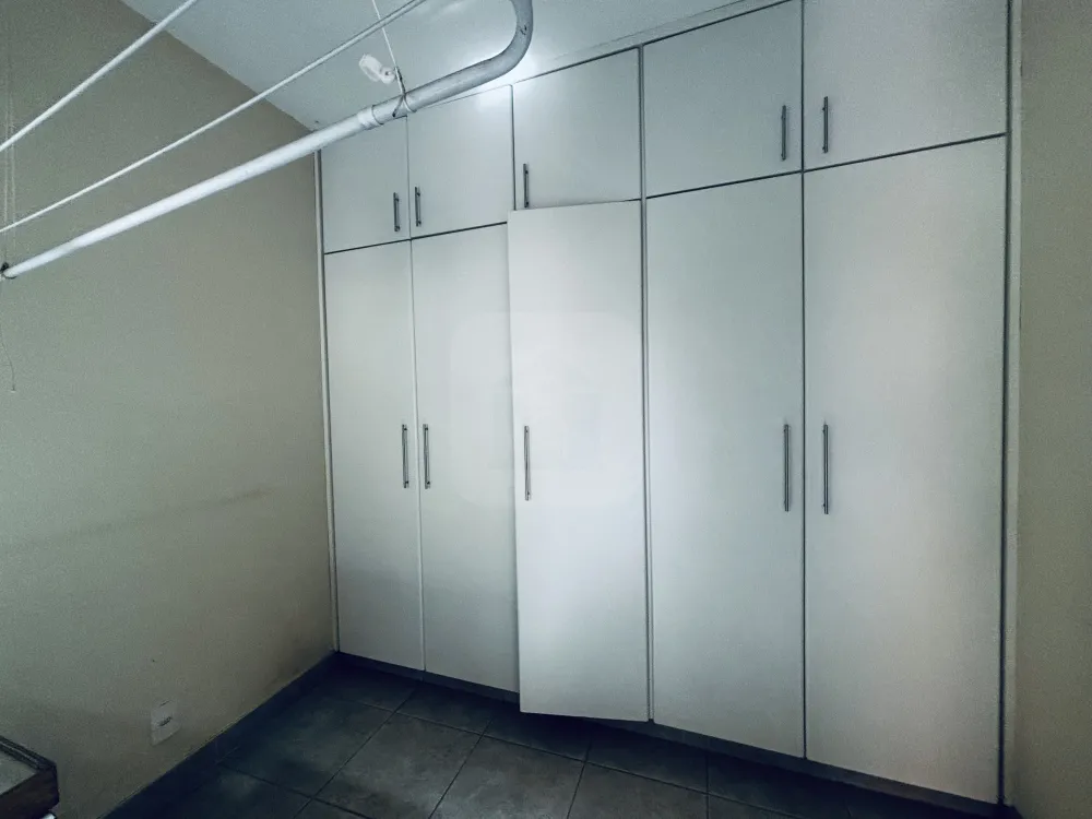 Alugar Comercial / Casa Comercial em Uberl&acirc;ndia R$ 17.000,00 - Foto 9