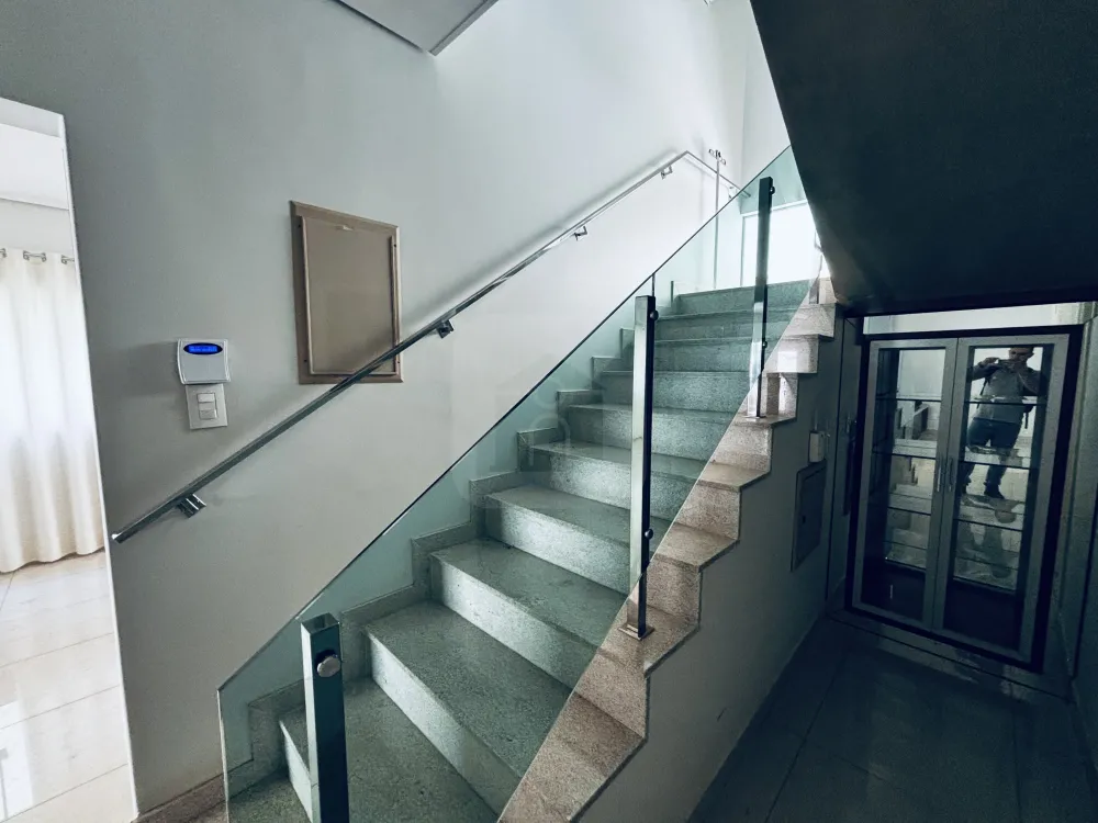 Alugar Comercial / Casa Comercial em Uberl&acirc;ndia R$ 17.000,00 - Foto 12