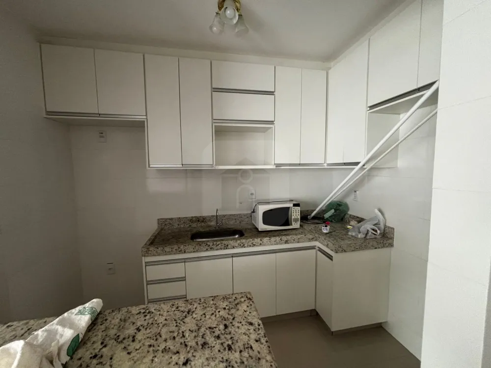 Alugar Apartamento / Padr&atilde;o em Uberl&acirc;ndia R$ 1.700,00 - Foto 7