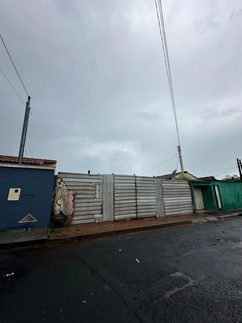 Comprar Terreno / Padr&atilde;o em Uberl&acirc;ndia R$ 200.000,00 - Foto 1