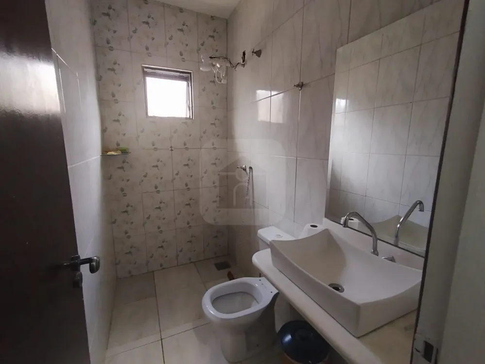 Comprar Casa / Padr&atilde;o em Uberl&acirc;ndia R$ 450.000,00 - Foto 10