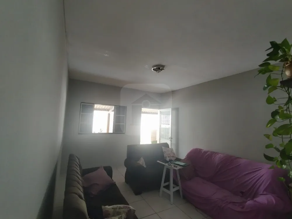 Comprar Casa / Padr&atilde;o em Uberl&acirc;ndia R$ 450.000,00 - Foto 4