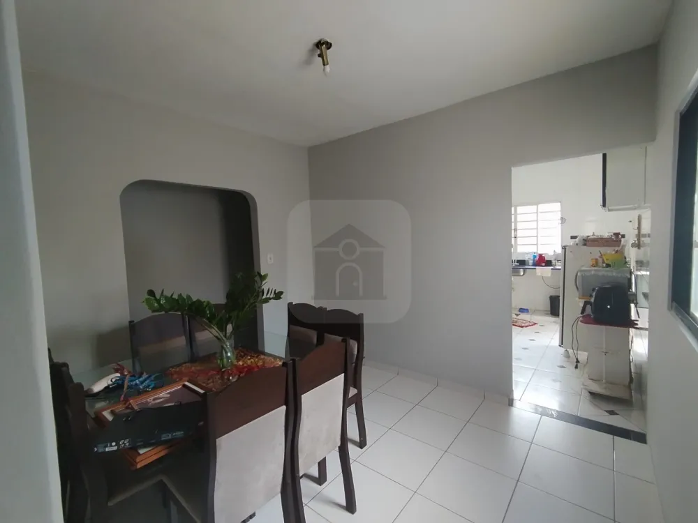Comprar Casa / Padr&atilde;o em Uberl&acirc;ndia R$ 450.000,00 - Foto 16