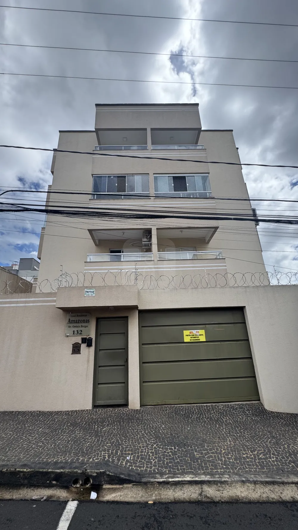 Alugar Apartamento / Padr&atilde;o em Uberl&acirc;ndia R$ 2.600,00 - Foto 6