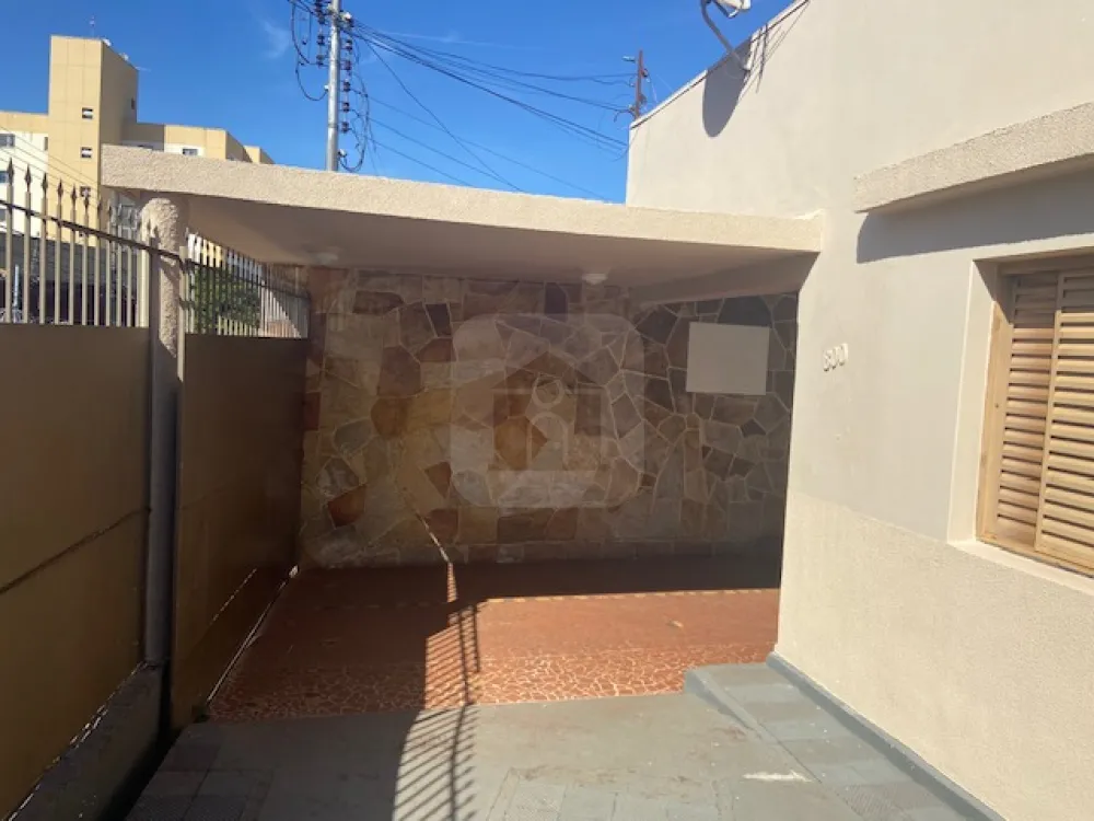 Comprar Casa / Padr&atilde;o em Uberl&acirc;ndia R$ 550.000,00 - Foto 1