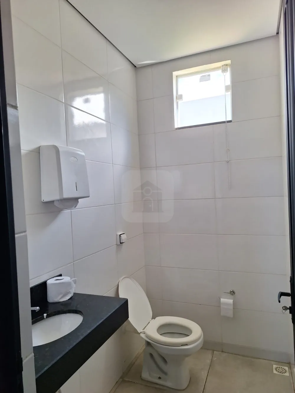 Alugar Comercial / Galp&atilde;o em Uberl&acirc;ndia R$ 4.300,00 - Foto 10