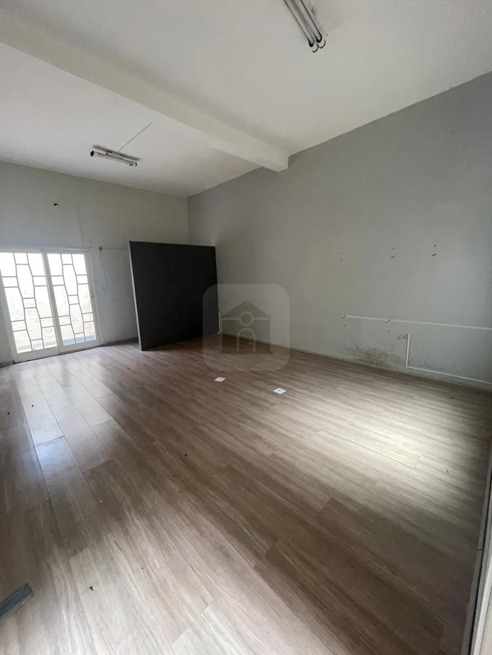 Alugar Comercial / Sala Comercial Condom&iacute;nio em Araguari R$ 1.000,00 - Foto 3