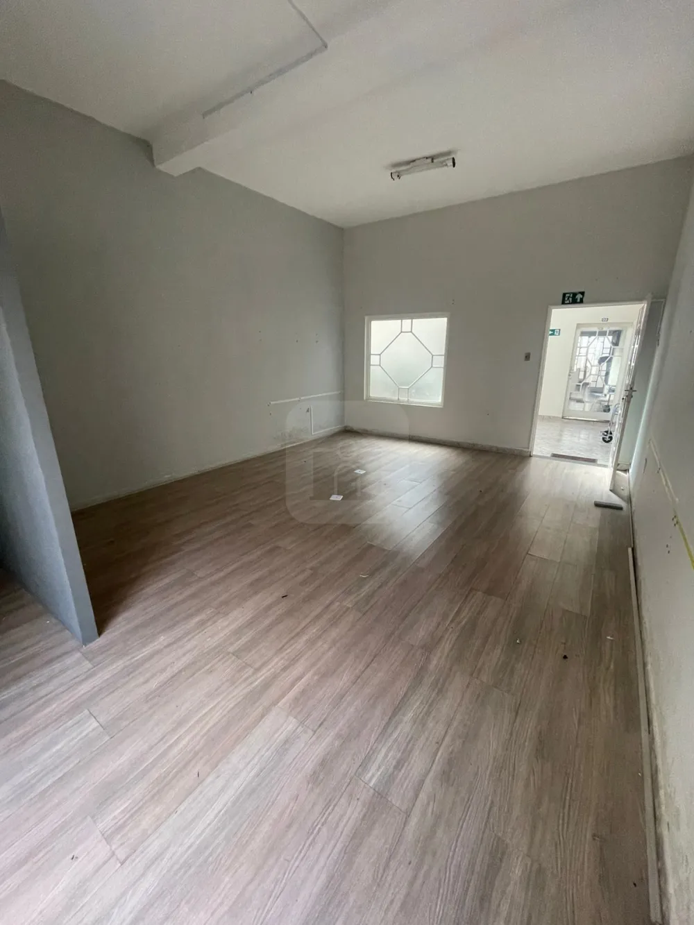 Alugar Comercial / Sala Comercial Condom&iacute;nio em Araguari R$ 1.000,00 - Foto 4