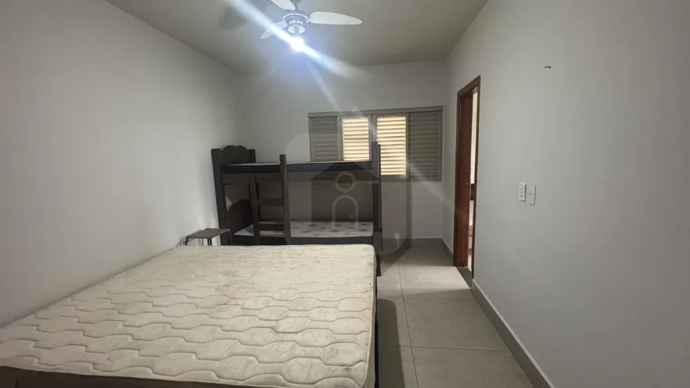 Alugar Casa / Ch&aacute;cara em Uberl&acirc;ndia R$ 5.500,00 - Foto 12