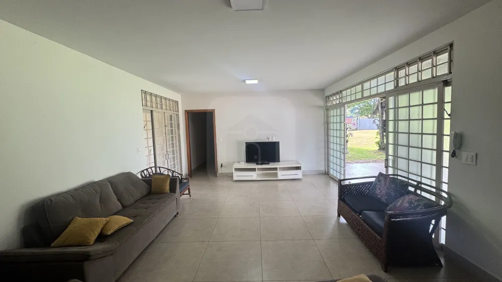 Alugar Casa / Ch&aacute;cara em Uberl&acirc;ndia R$ 5.500,00 - Foto 16