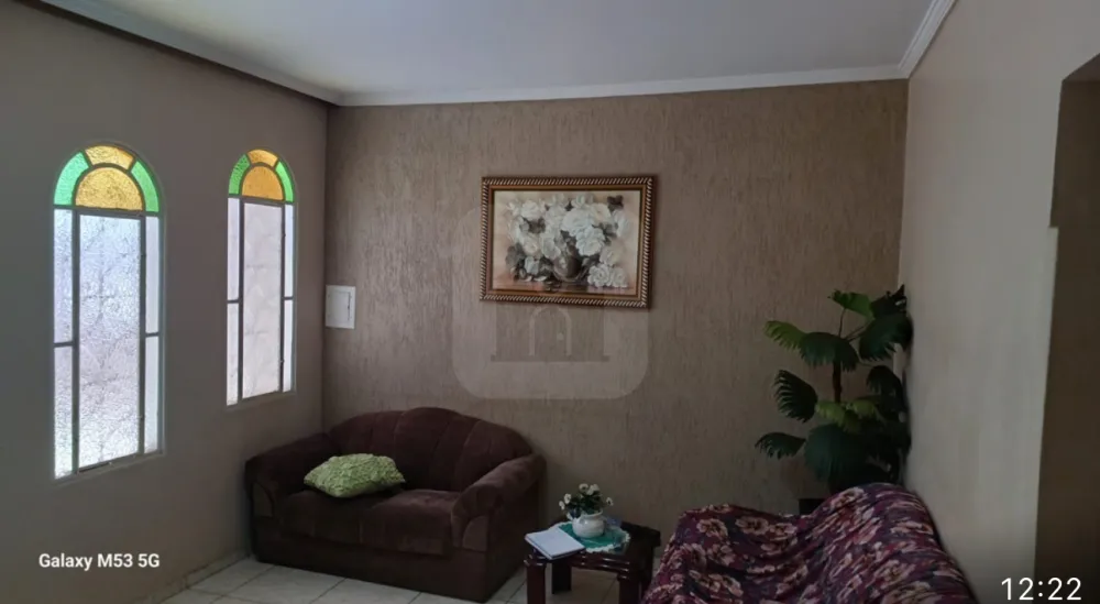 Comprar Casa / Padr&atilde;o em Uberl&acirc;ndia R$ 650.000,00 - Foto 1