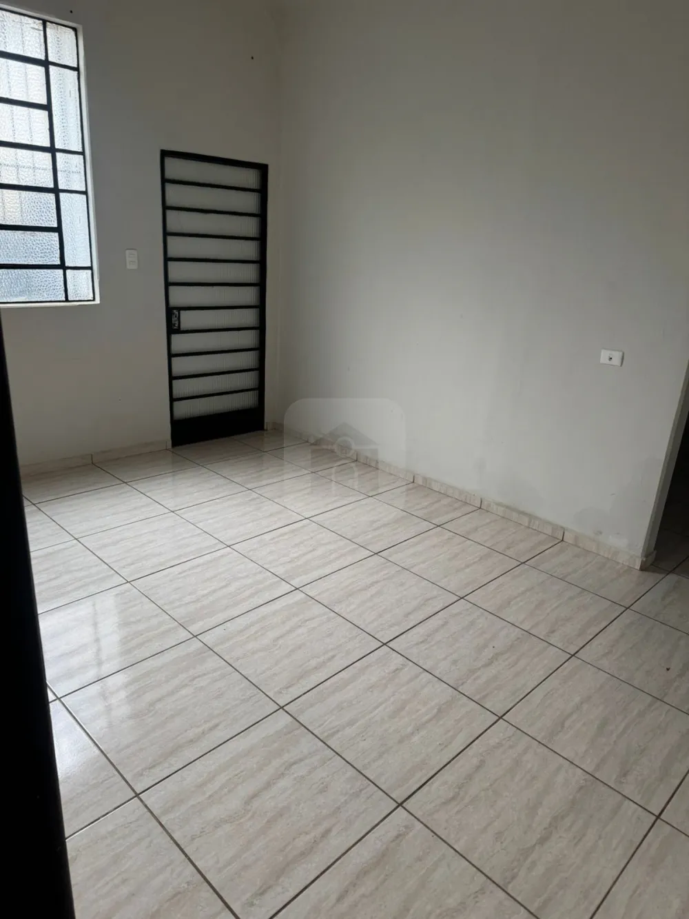 Comprar Casa / Padr&atilde;o em Araguari - Foto 1