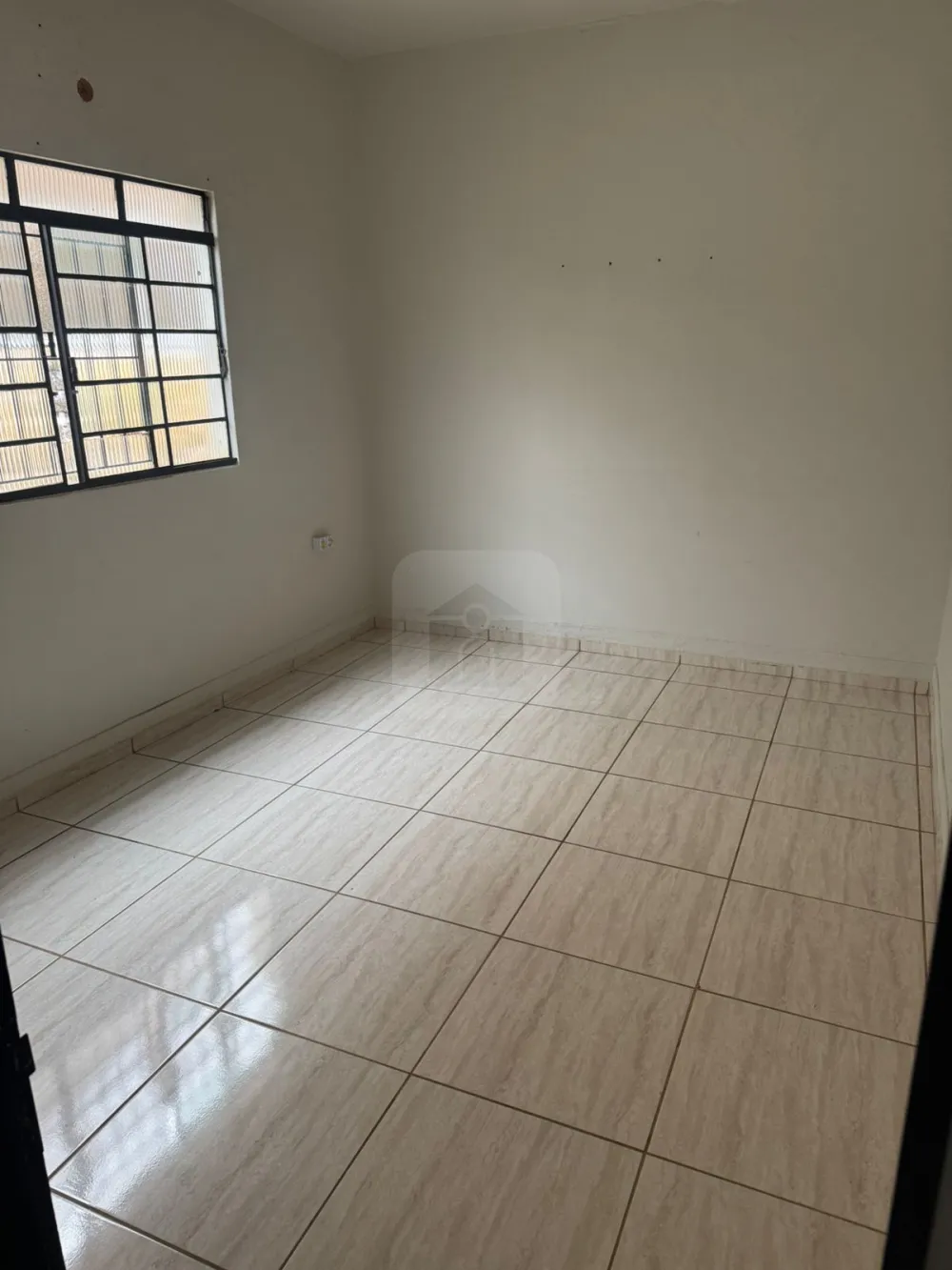 Comprar Casa / Padr&atilde;o em Araguari - Foto 2