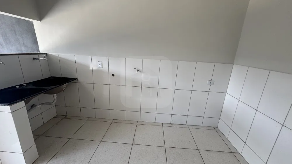 Alugar Casa / Padr&atilde;o em Uberl&acirc;ndia R$ 1.700,00 - Foto 7