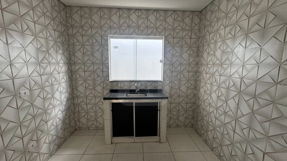 Alugar Casa / Padr&atilde;o em Uberl&acirc;ndia R$ 1.700,00 - Foto 10