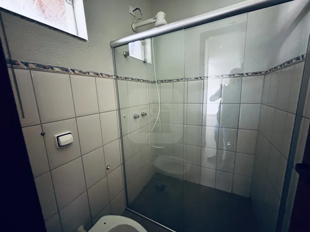 Alugar Casa / Padr&atilde;o em Uberl&acirc;ndia R$ 3.800,00 - Foto 10