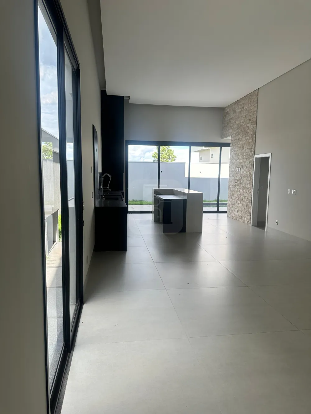 Comprar Casa / Condom&iacute;nio ou Loteamento Fechado em Uberl&acirc;ndia R$ 2.100.000,00 - Foto 14