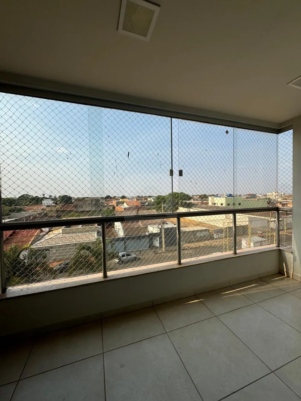 Alugar Apartamento / Padr&atilde;o em Araguari R$ 2.500,00 - Foto 9