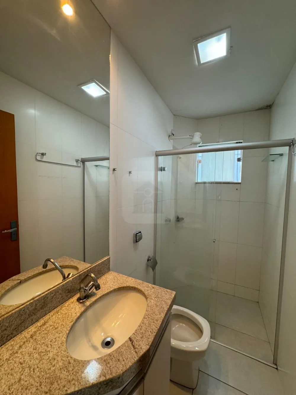 Alugar Apartamento / Padr&atilde;o em Araguari R$ 2.500,00 - Foto 11