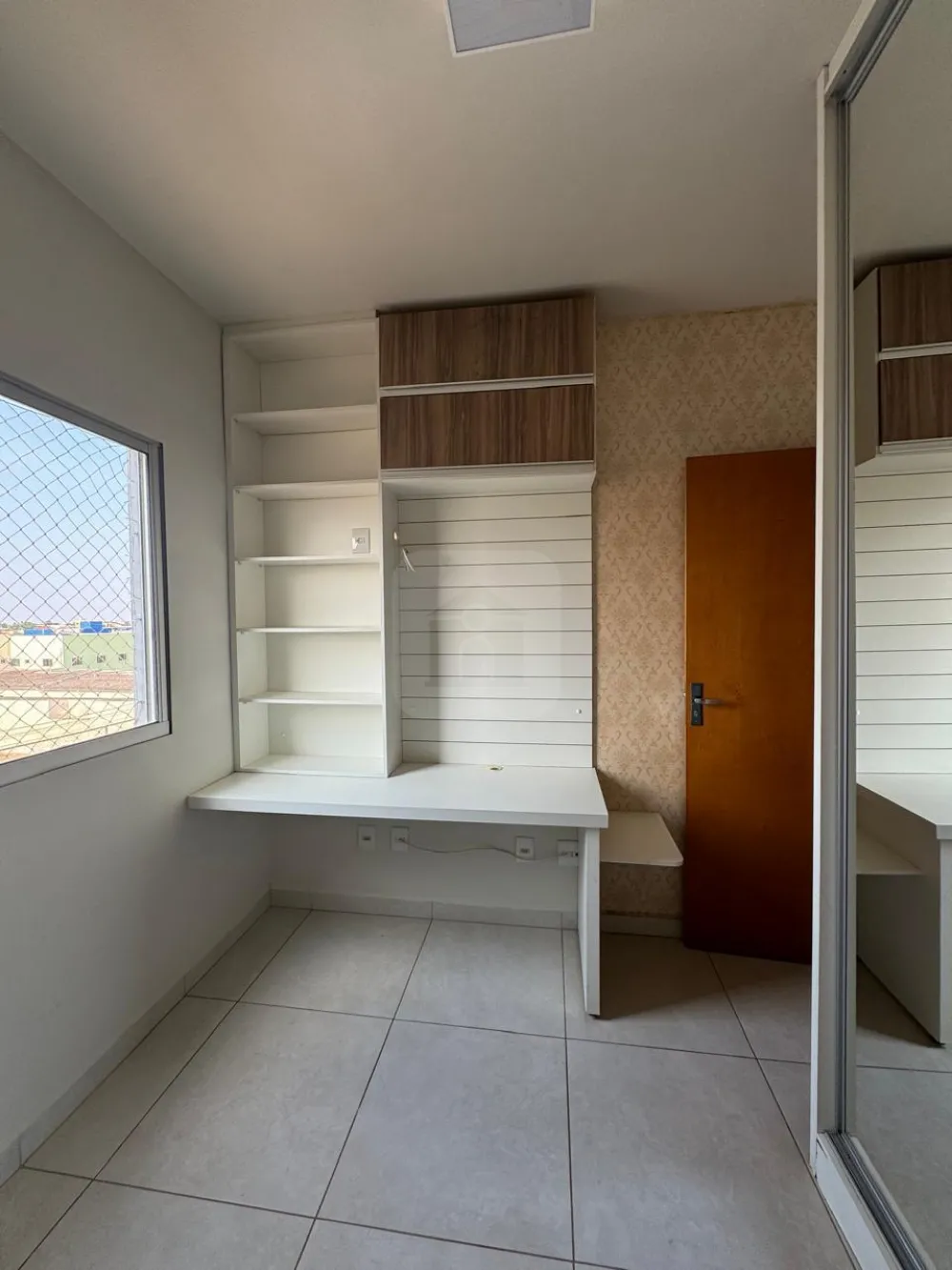 Alugar Apartamento / Padr&atilde;o em Araguari R$ 2.500,00 - Foto 13