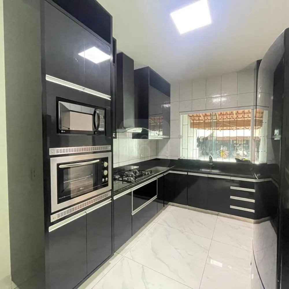 Comprar Casa / Padr&atilde;o em Uberl&acirc;ndia R$ 550.000,00 - Foto 8