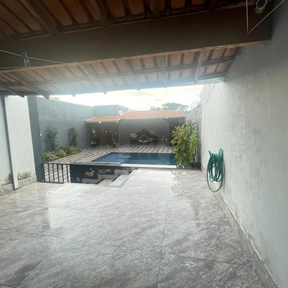 Comprar Casa / Padr&atilde;o em Uberl&acirc;ndia R$ 550.000,00 - Foto 10