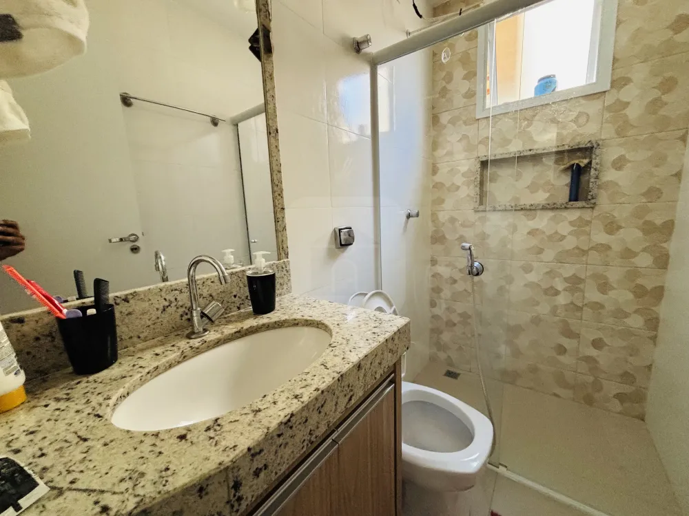 Alugar Apartamento / Padr&atilde;o em Uberl&acirc;ndia R$ 2.600,00 - Foto 6