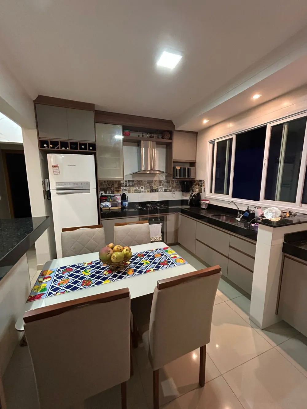 Comprar Apartamento / Padr&atilde;o em Uberl&acirc;ndia R$ 355.000,00 - Foto 8