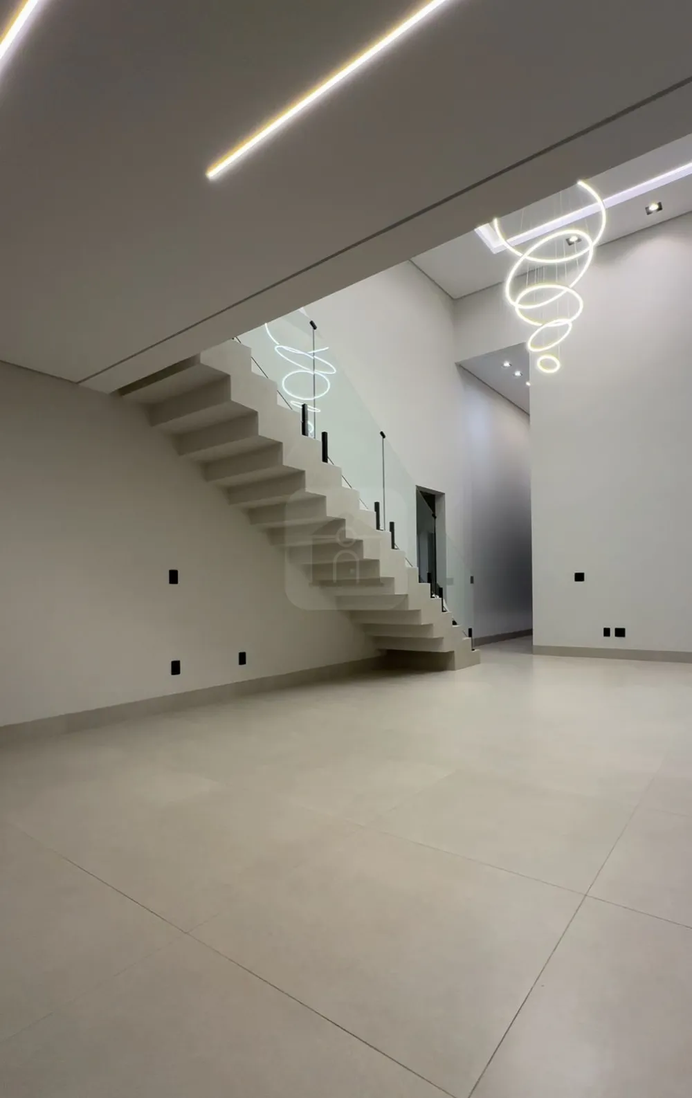 Comprar Casa / Condom&iacute;nio ou Loteamento Fechado em Uberl&acirc;ndia R$ 2.390.000,00 - Foto 2